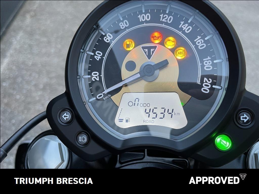 TRIUMPH Bonneville 1200 Bobber 