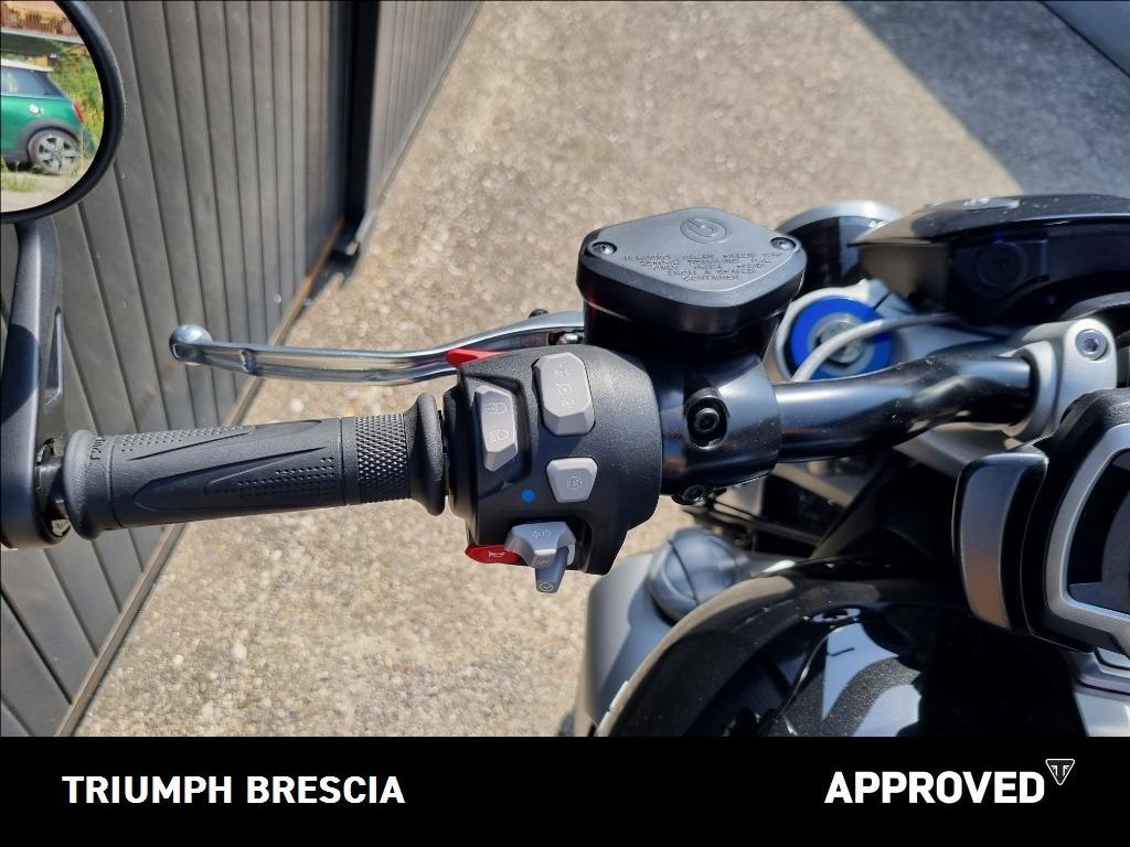 TRIUMPH Rocket III 2500 R