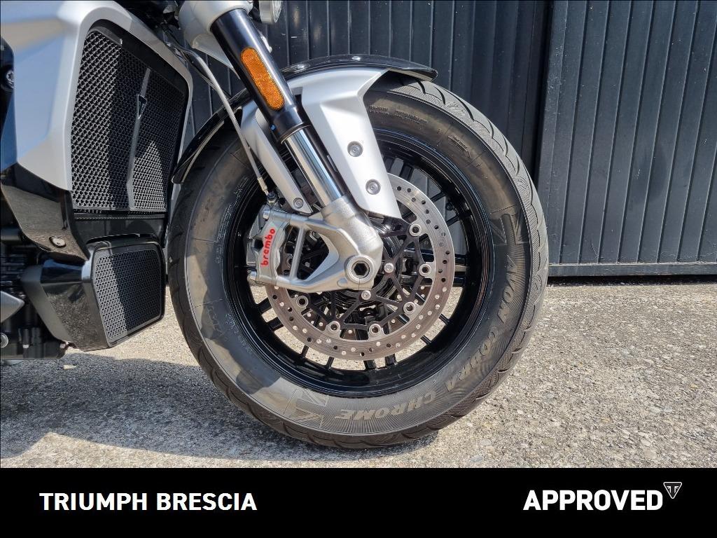 TRIUMPH Rocket III 2500 R
