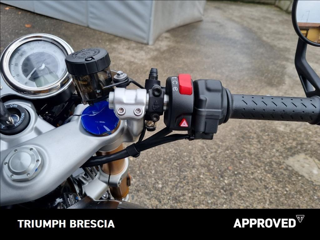 TRIUMPH Thruxton 1200 RS