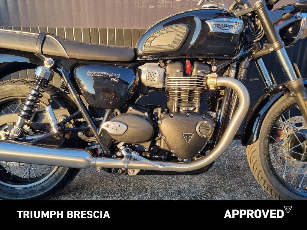 TRIUMPH Bonneville 900 T100 