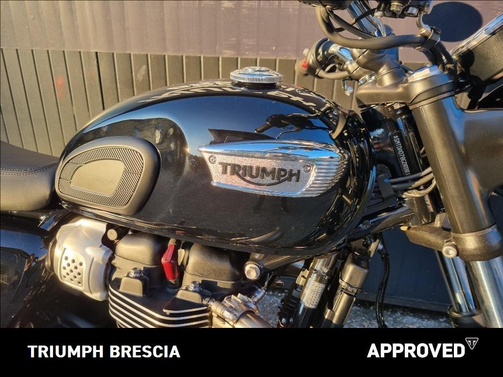 TRIUMPH Bonneville 900 T100 