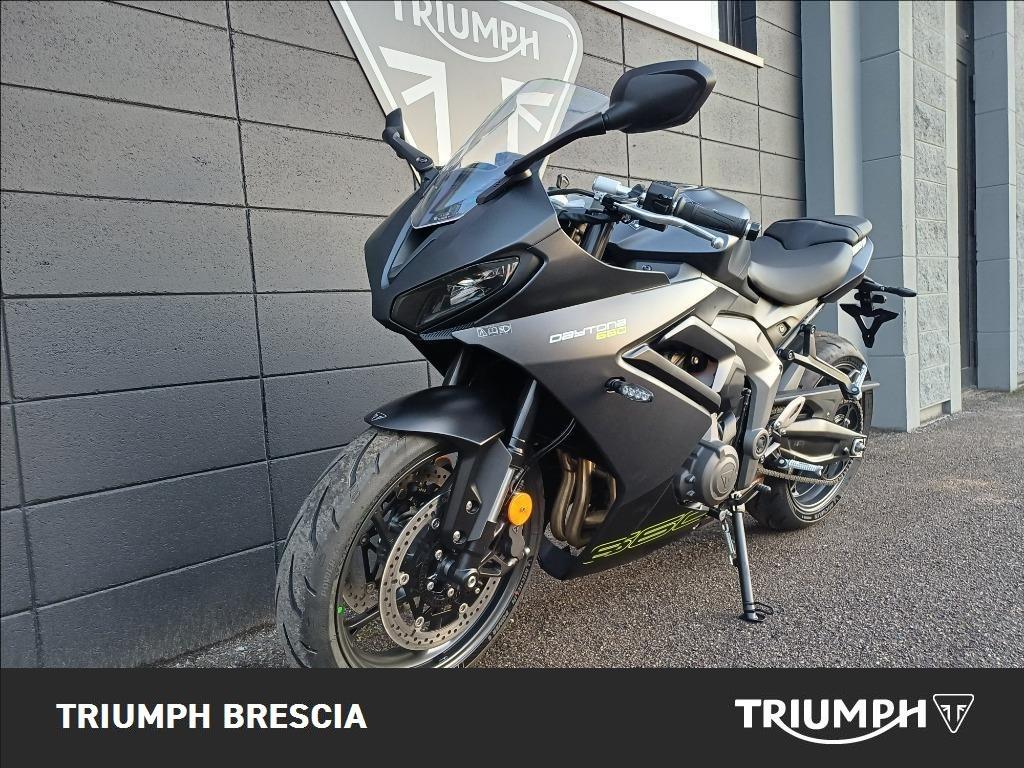 TRIUMPH Daytona 660 Abs