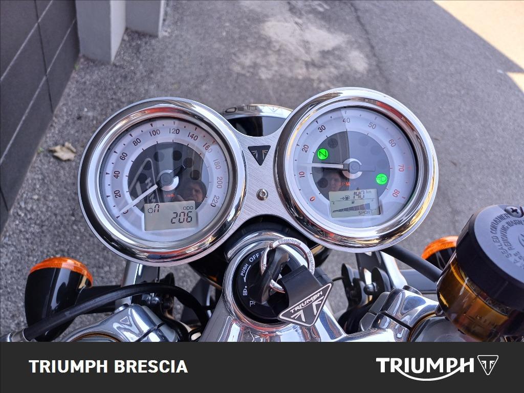 TRIUMPH Thruxton 1200 RS Final Edition