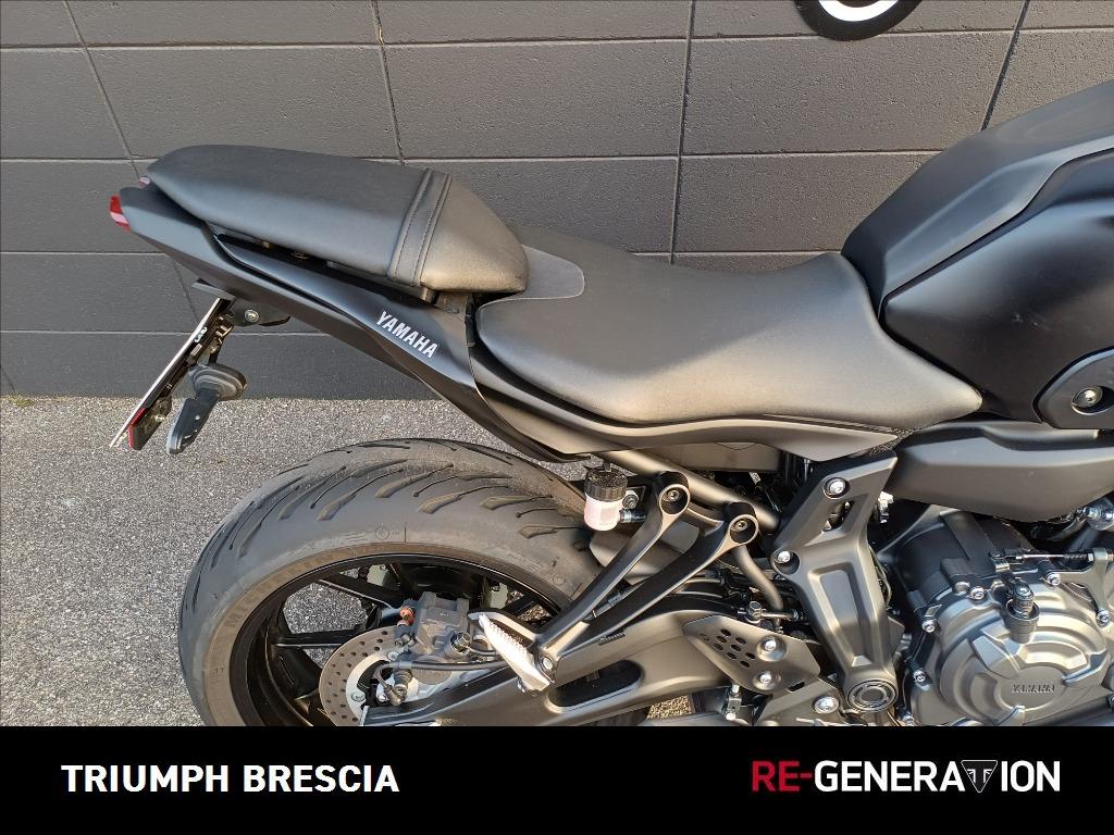 YAMAHA MT-07 690 Pure Abs