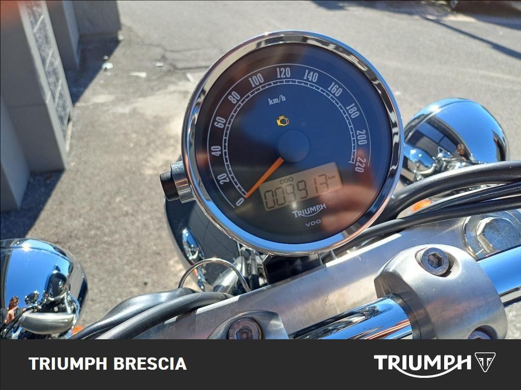 TRIUMPH America 865 