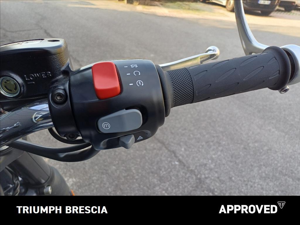 TRIUMPH Bonneville 1200 T120 Stealth Edition Abs E5