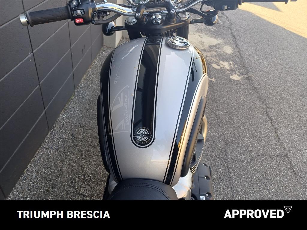 TRIUMPH Bonneville 900 T100 Icon Edition E5+
