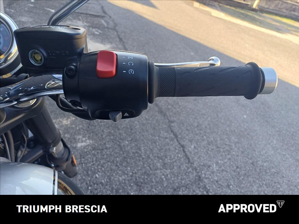 TRIUMPH Bonneville 900 T100 Icon Edition E5+