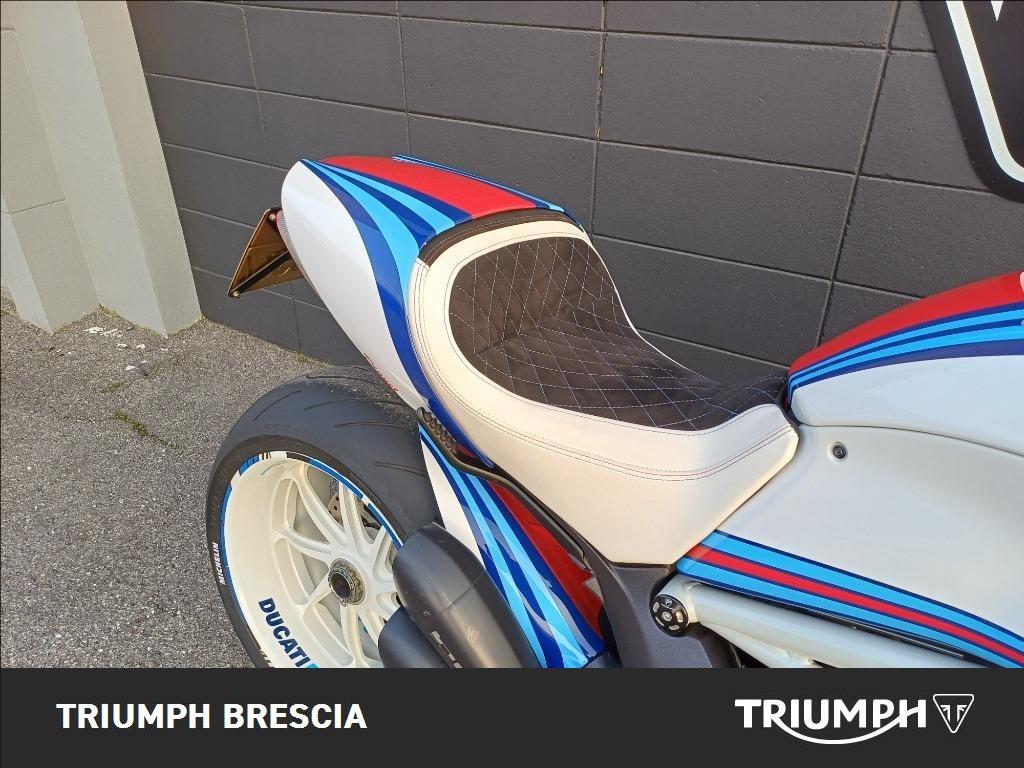 DUCATI Diavel 1199 Carbon