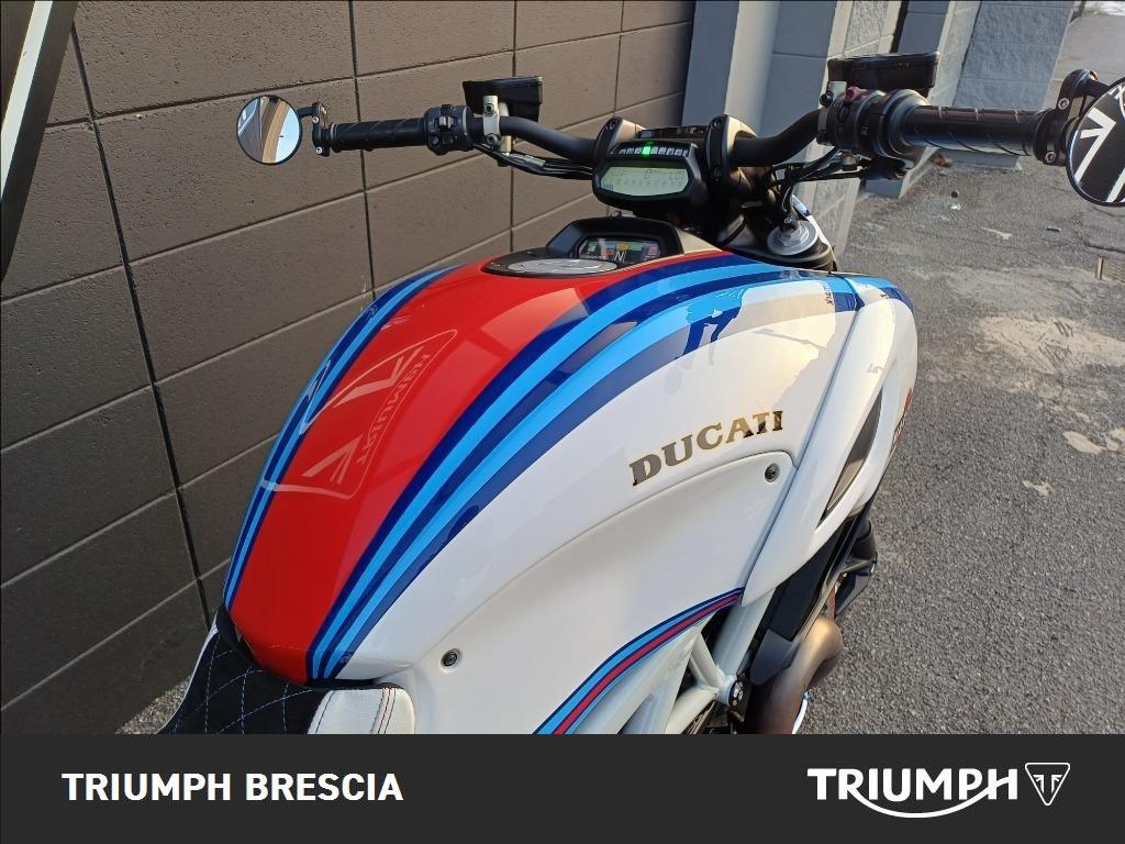 DUCATI Diavel 1199 Carbon