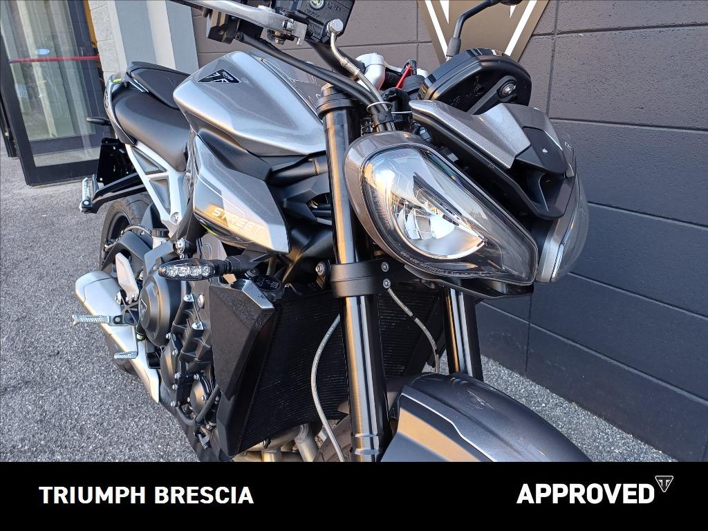 TRIUMPH Street Triple 765 R