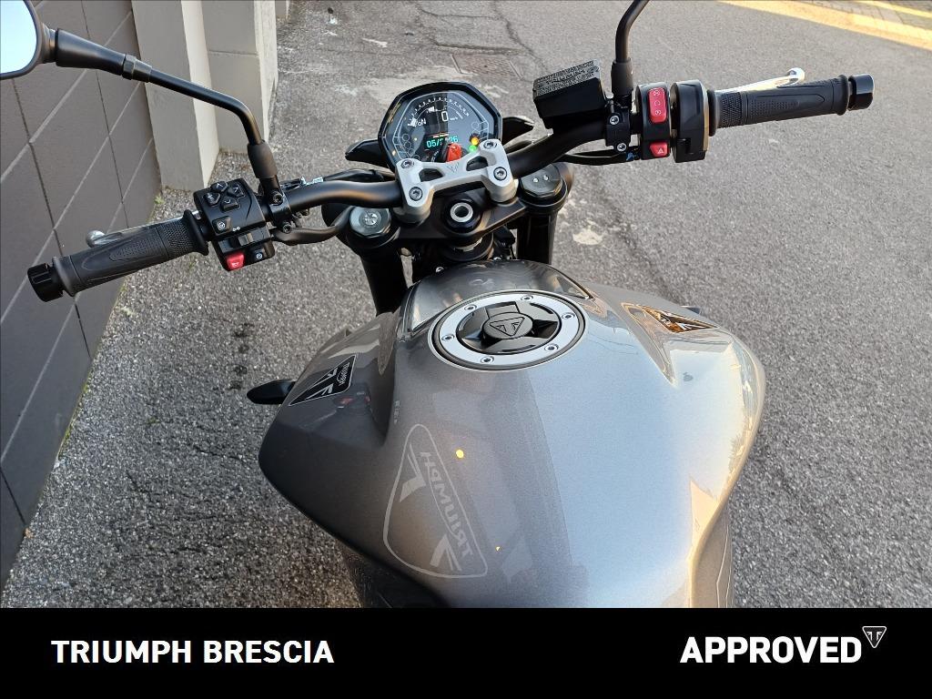 TRIUMPH Street Triple 765 R