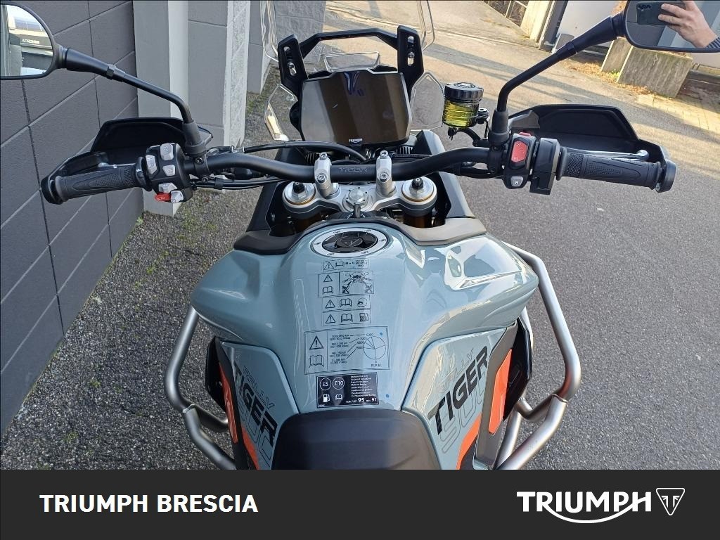 TRIUMPH Tiger 900 Desert Edition