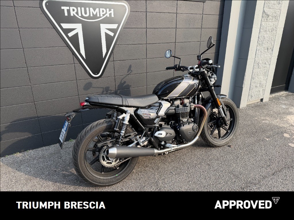 TRIUMPH Speed Twin 900 Phantom Black/Aurum Gold Abs