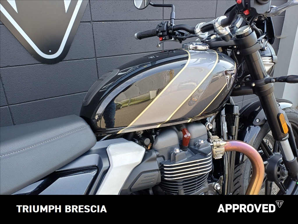 TRIUMPH Speed Twin 900 Phantom Black/Aurum Gold Abs