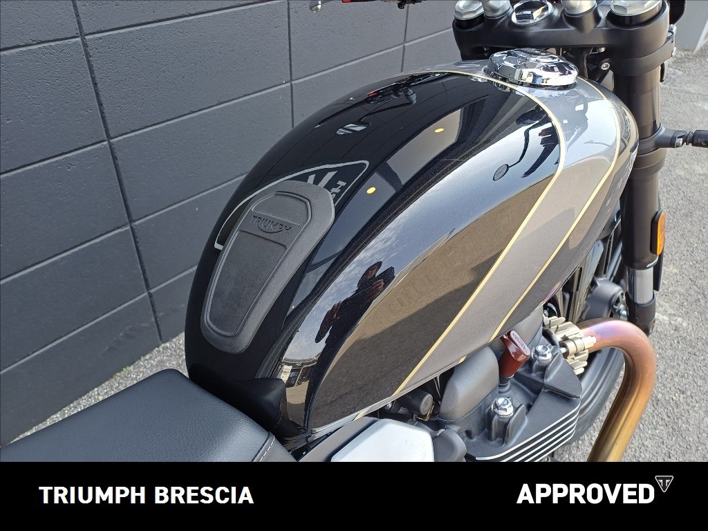 TRIUMPH Speed Twin 900 Phantom Black/Aurum Gold Abs