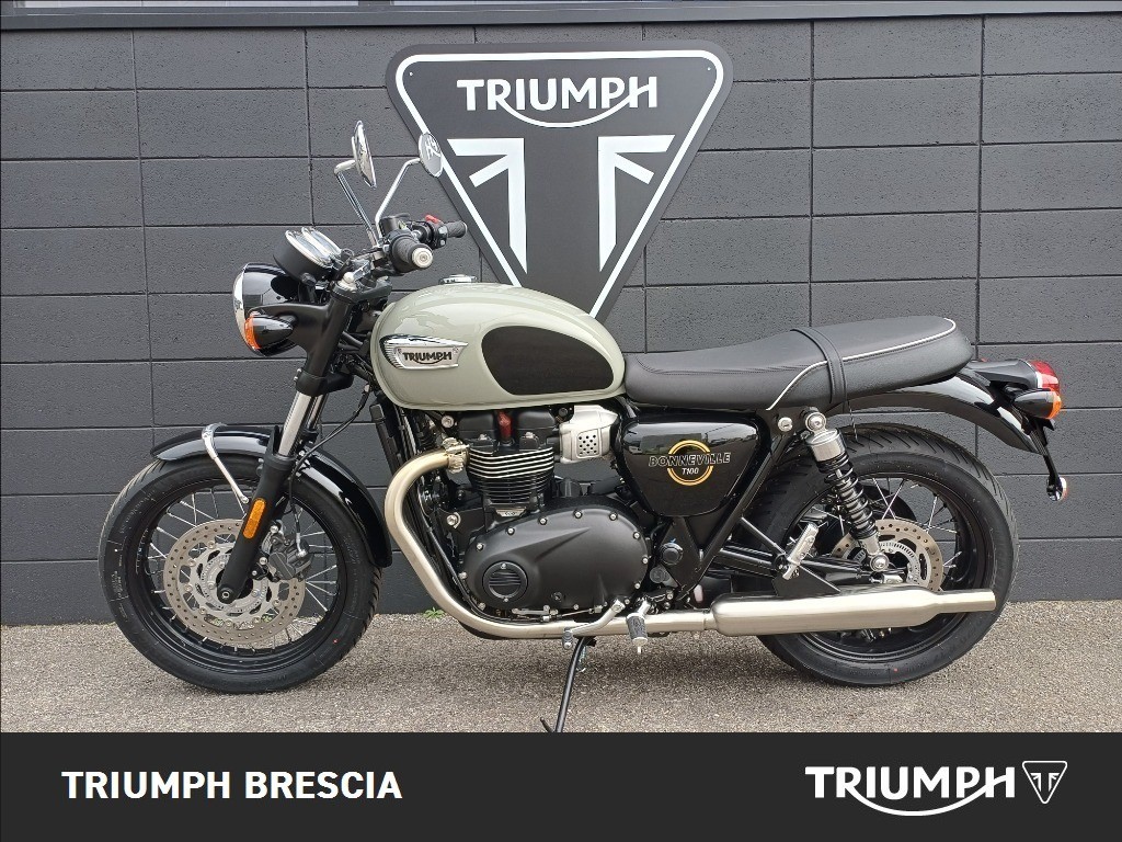 TRIUMPH Bonneville 900 T100 