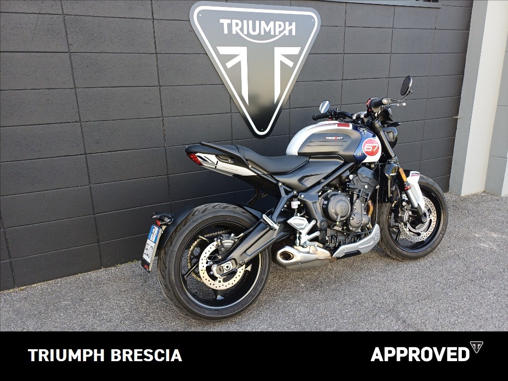 TRIUMPH Trident 660 Triple Tribute Abs