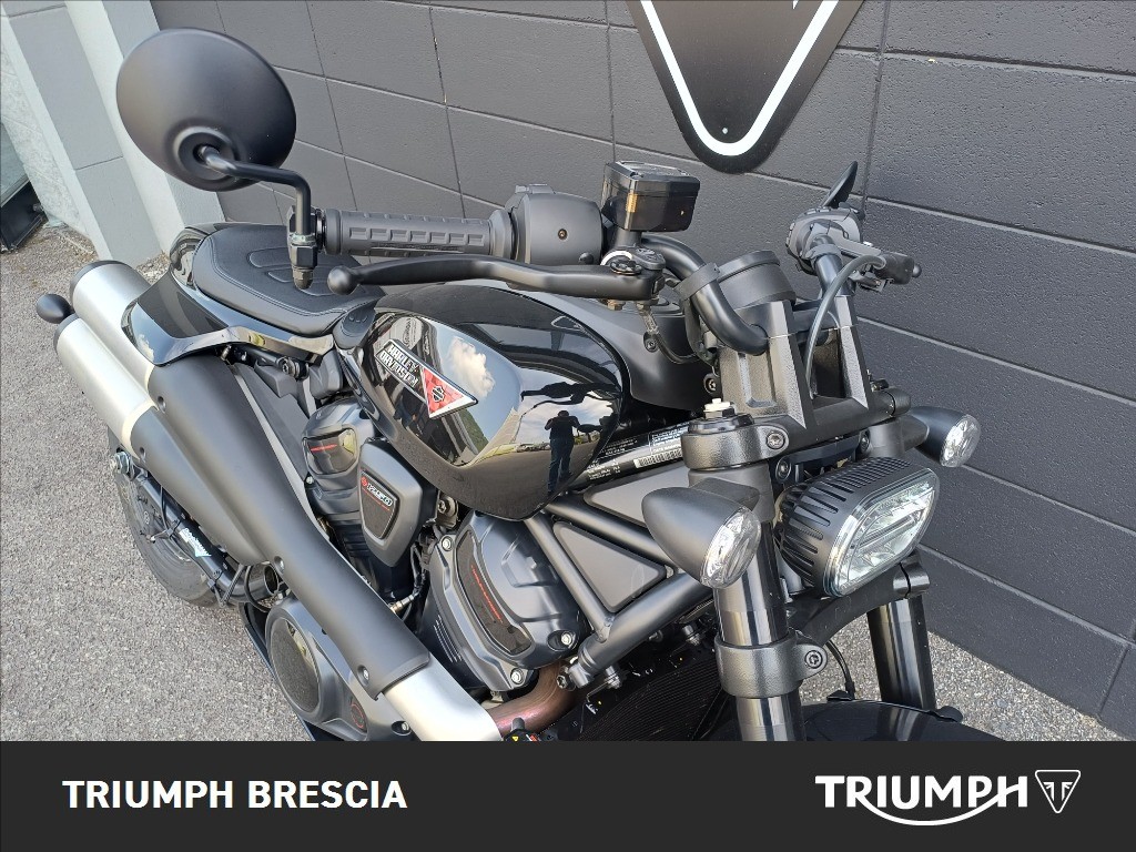 HARLEY-DAVIDSON 1250 Sportster S Vivid Black