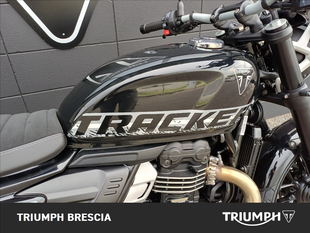 TRIUMPH Tracker 400 Phantom Black Abs
