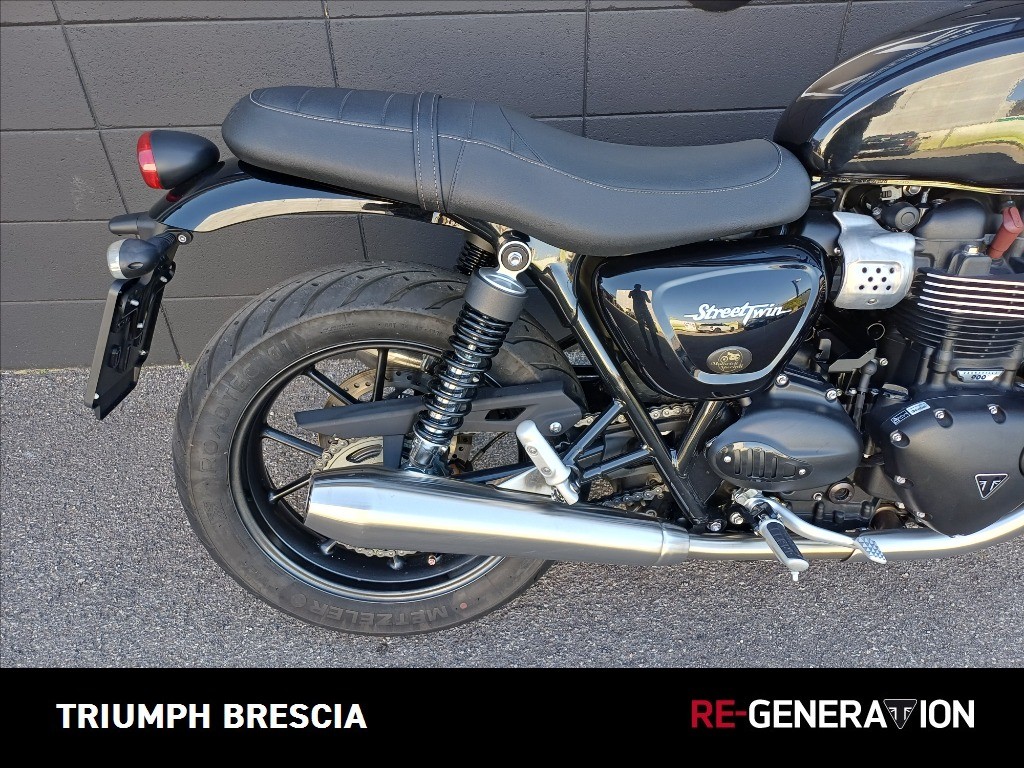TRIUMPH Street Twin 900 