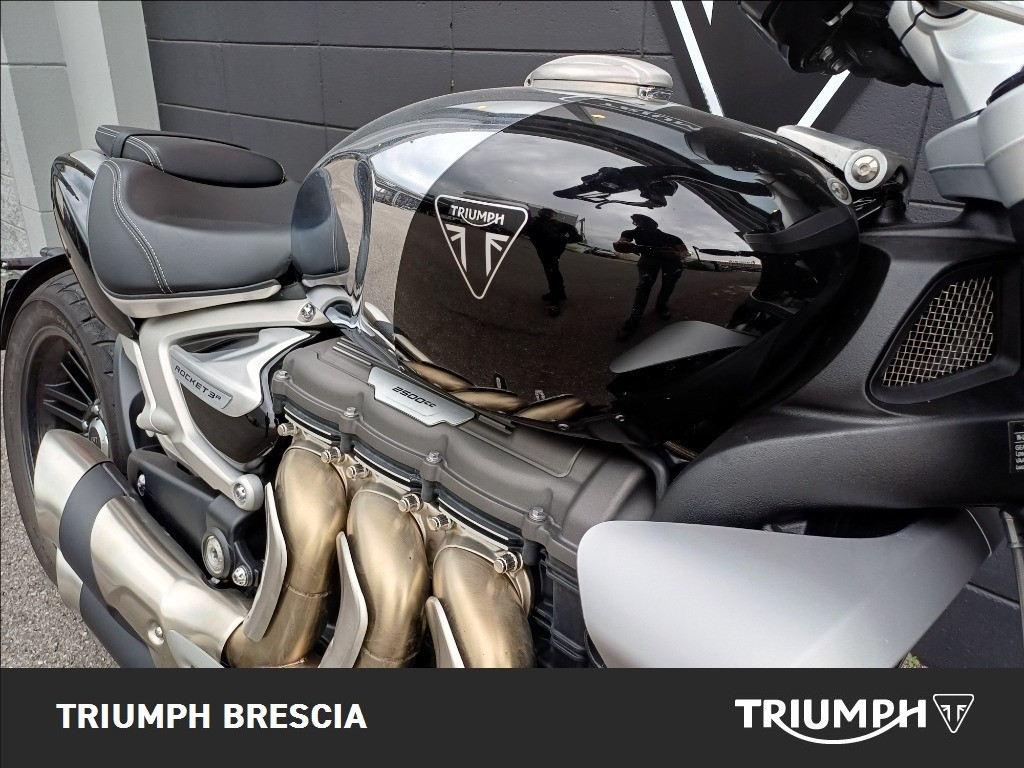 TRIUMPH Rocket III 2500 R Chrome Edition
