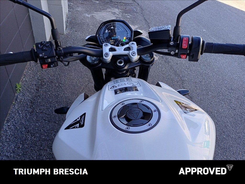 TRIUMPH Street Triple 765 R
