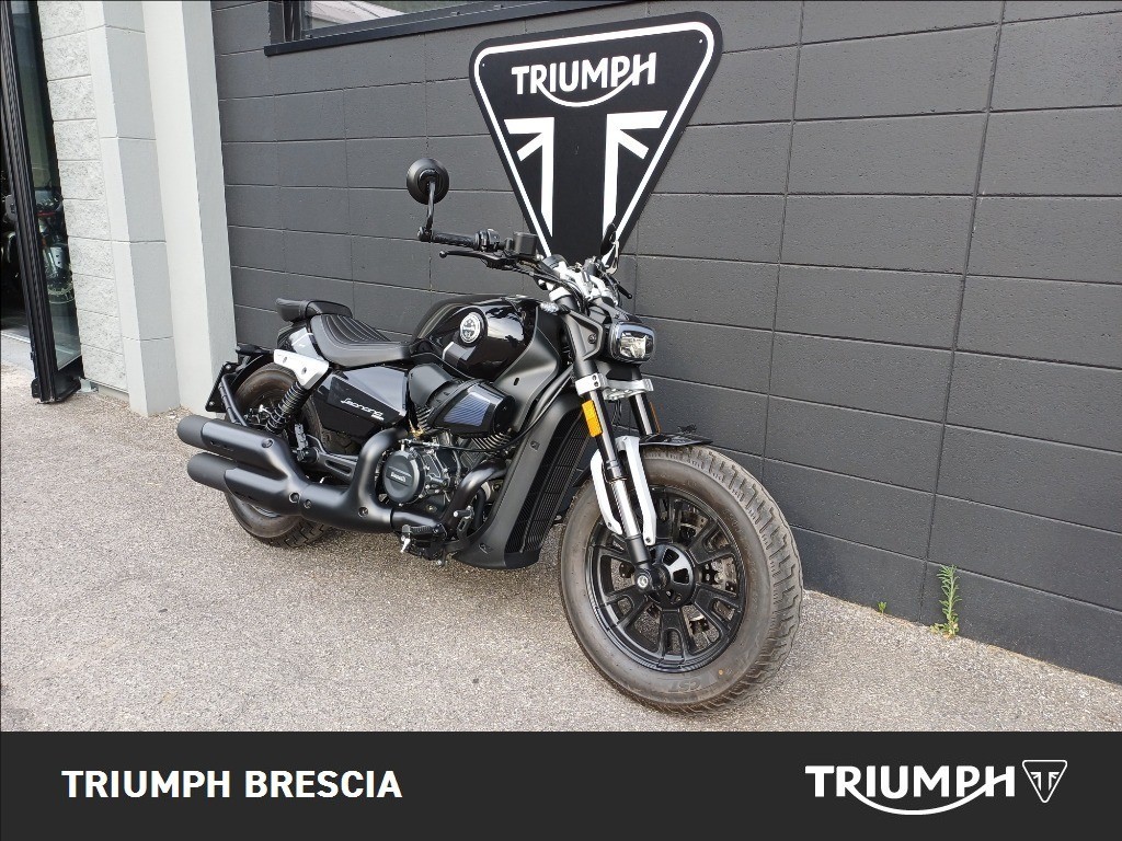 BENELLI Leoncino Bobber 400 
