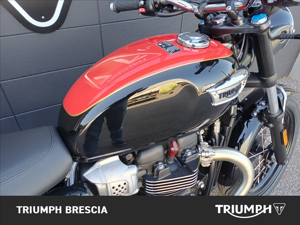 TRIUMPH Bonneville 900 T100 