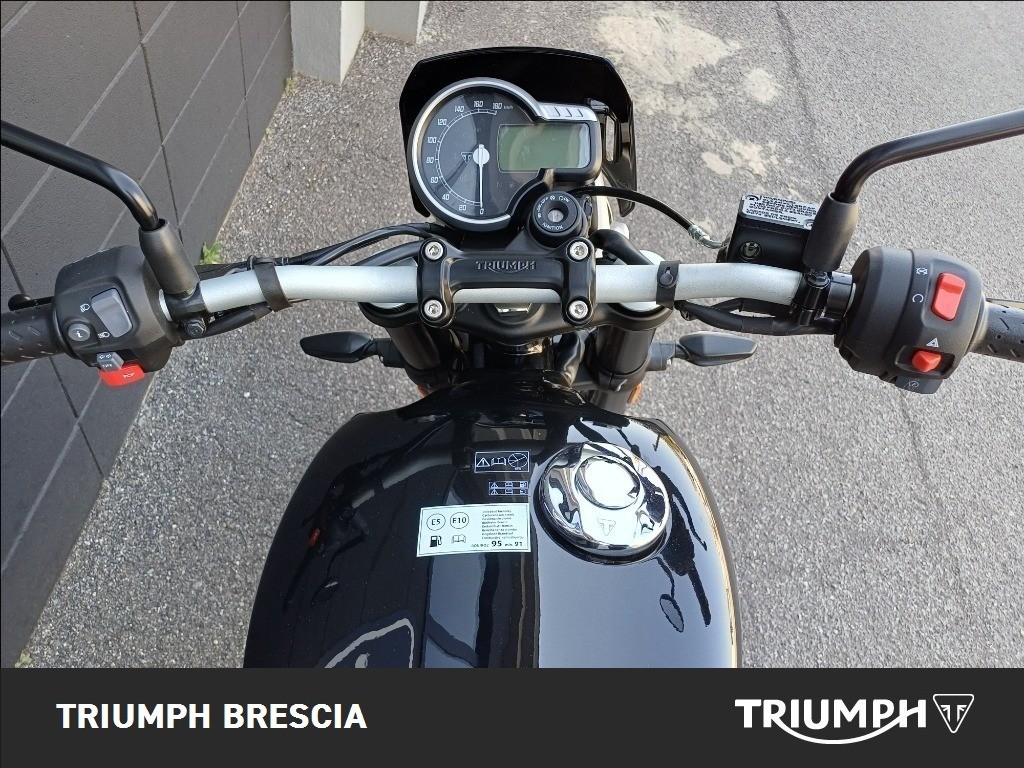 TRIUMPH Tracker 400 Phantom Black Abs
