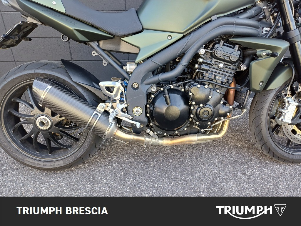 TRIUMPH Speed Triple 1050 