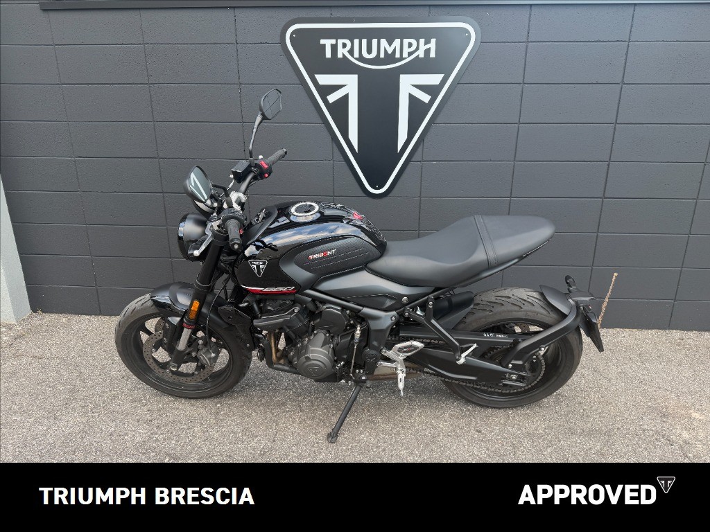 TRIUMPH Trident 660 Jet Black Abs