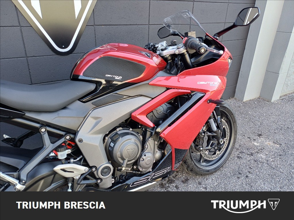 TRIUMPH Daytona 660 dep.A2 Abs