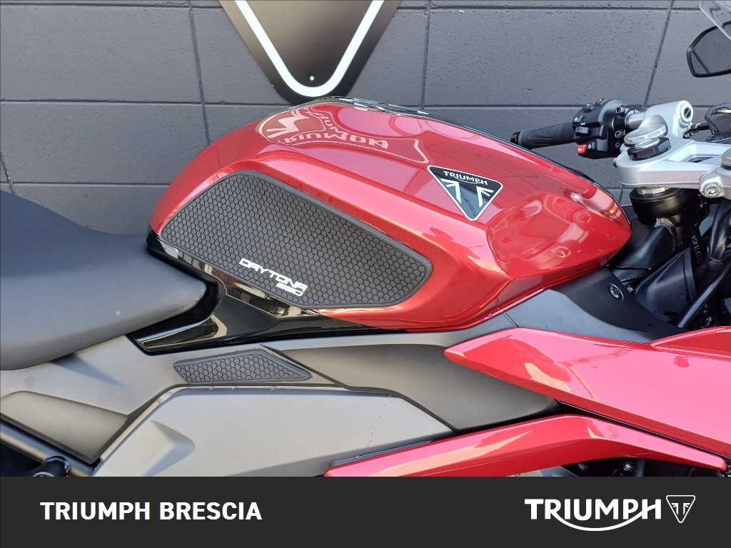 TRIUMPH Daytona 660 dep.A2 Abs