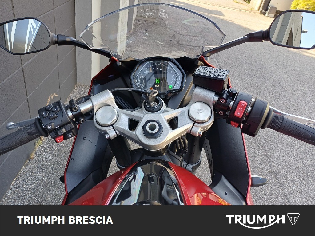 TRIUMPH Daytona 660 dep.A2 Abs