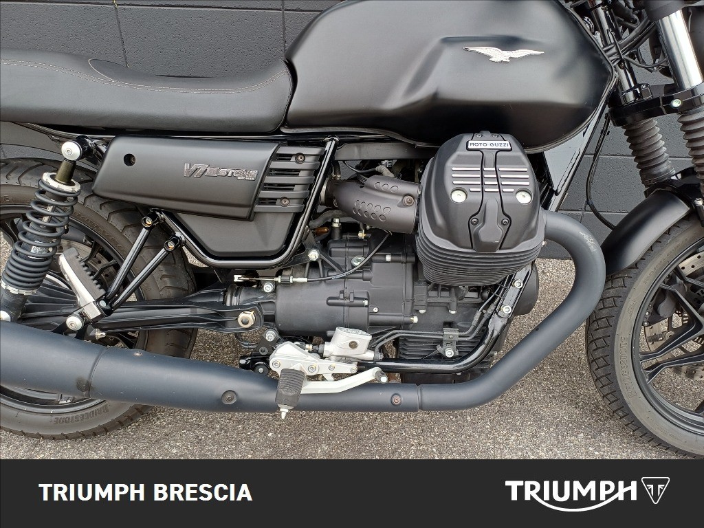 MOTO GUZZI V7 III 750 Stone Abs